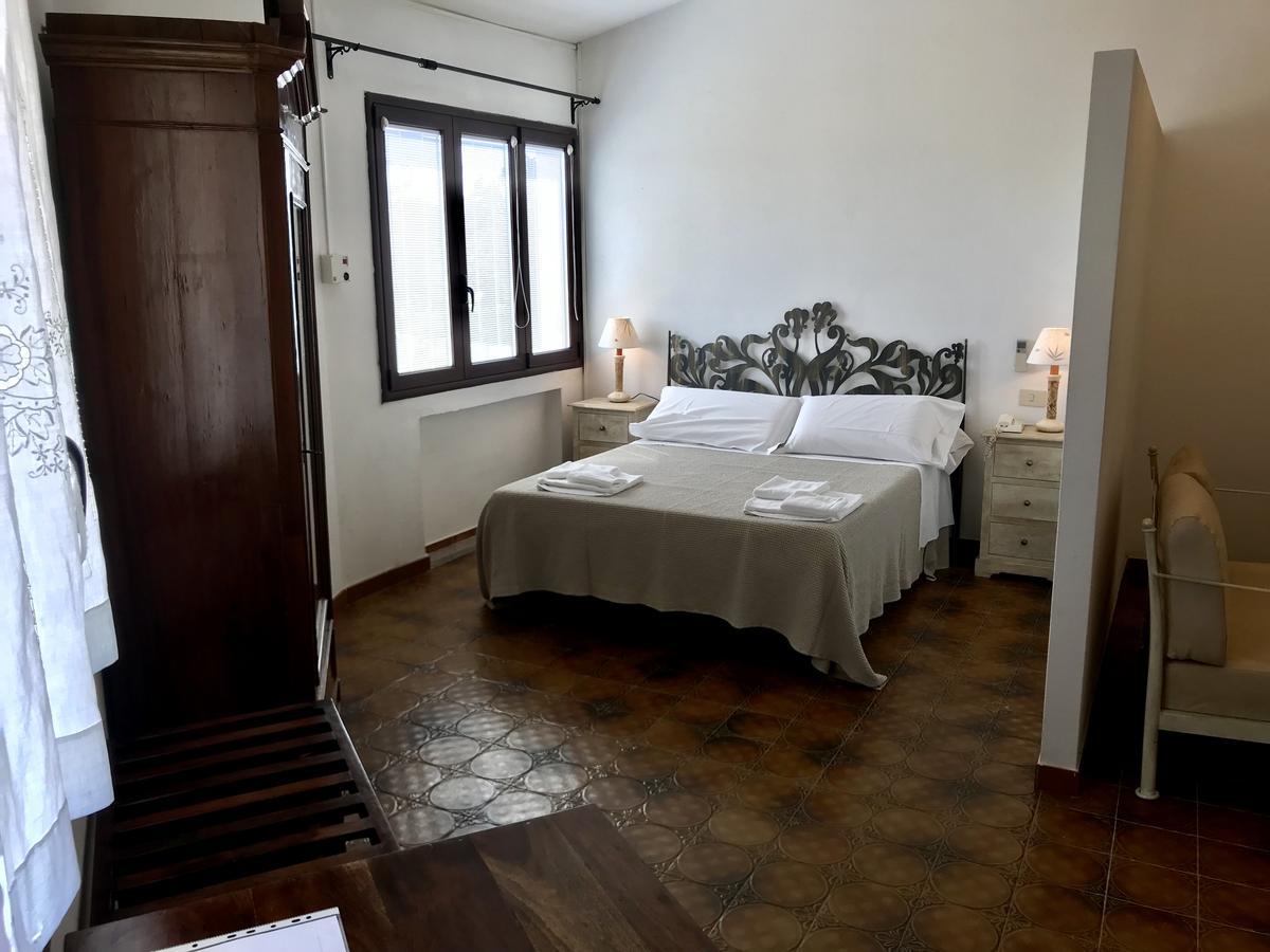 Hotel Su Meriagu Капитана Экстерьер фото